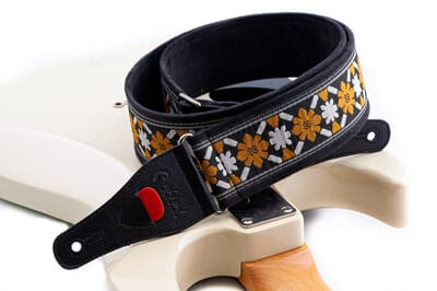 8419612001725 -john_lennon_guitar_strap-legend-casino-(1)-1663854298_1.jpg