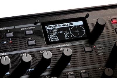 8013020 KORG_modwave_display_1.jpg
